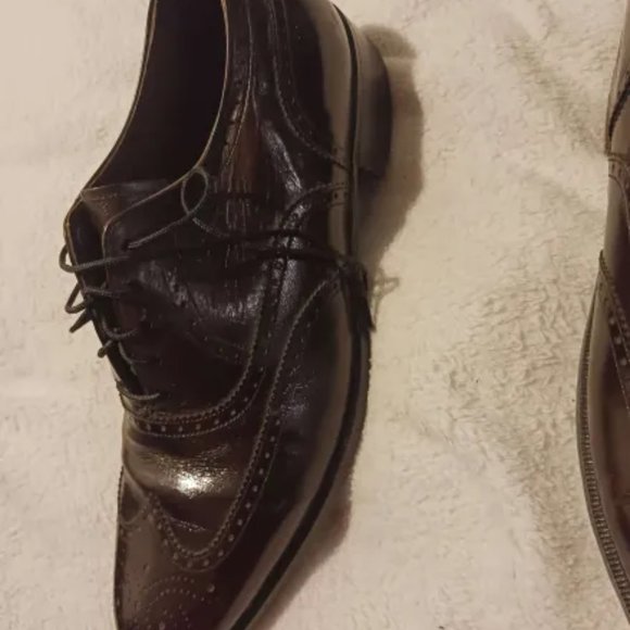 Mens Shoes - Picture 2 of 7